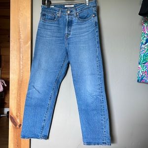 Levi’s Wedgie Straight Jeans